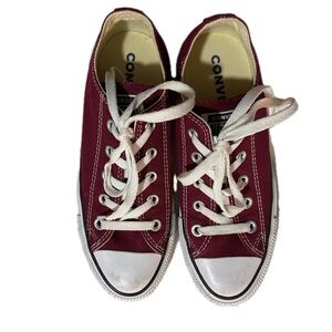 👟Burgundy Low Top Converse Unisex